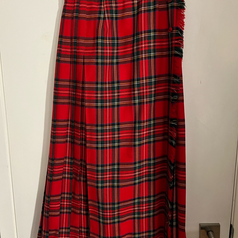 Vintage Highland Queen Red Tartan Wool Kilt Skirt – 24” Waist